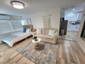Charming And Cosy, Newly Remodeled St Petersburg